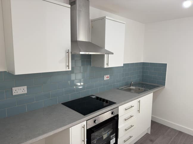 Modern 1-Bedroom Apartment in Maesteg Main Photo
