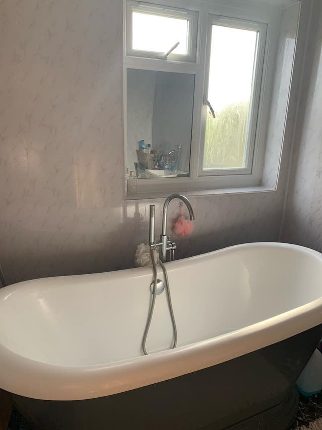 Beautiful double room in quite place of Southgate Main Photo