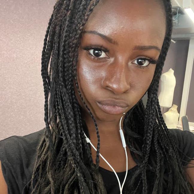 Professional Female seeks a double room Main Photo