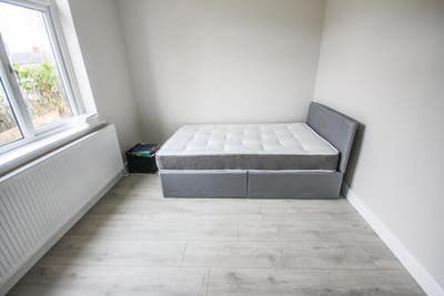 Furnished Double Room in a Professional House Main Photo