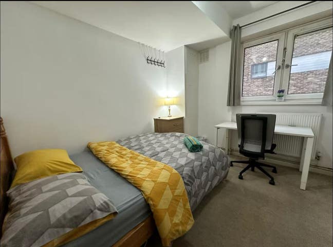 Double Room  in Bethnal Green Main Photo