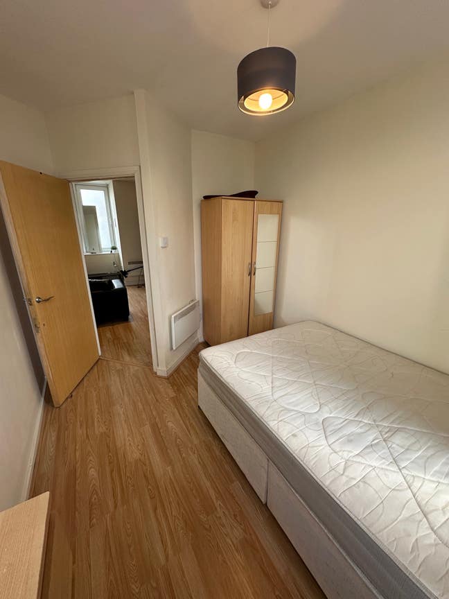 Cozy Double Room In Friendly Riverside Flat SE16  Main Photo