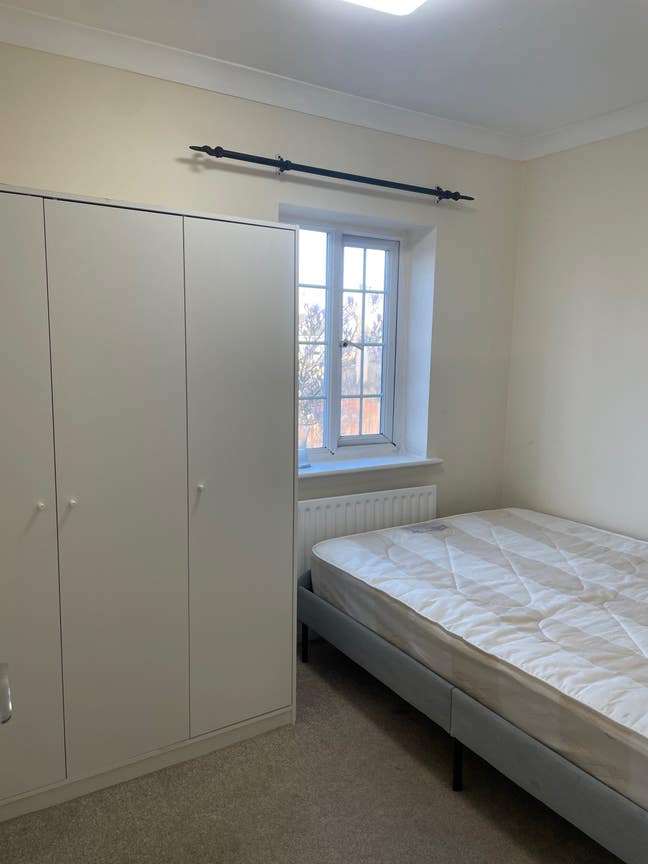 Single room with double bed  Main Photo