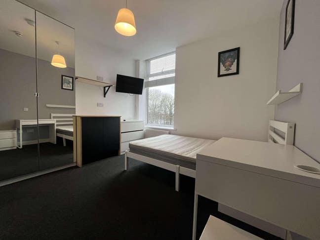 🌟 Stylish En-Suite Rooms– Fishergate Hill, PR1 🏡 Main Photo