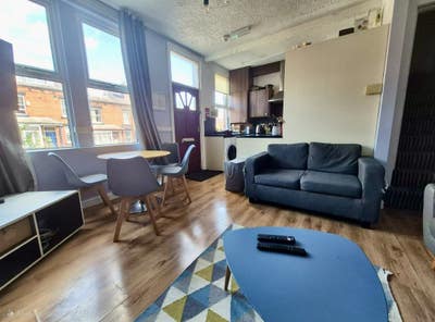 One bedroom available! £490 all in! Main Photo