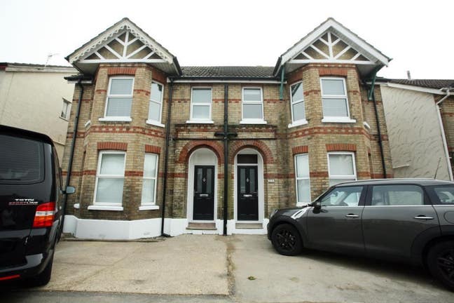 Double Room | *Free Rent | Available Now  Main Photo