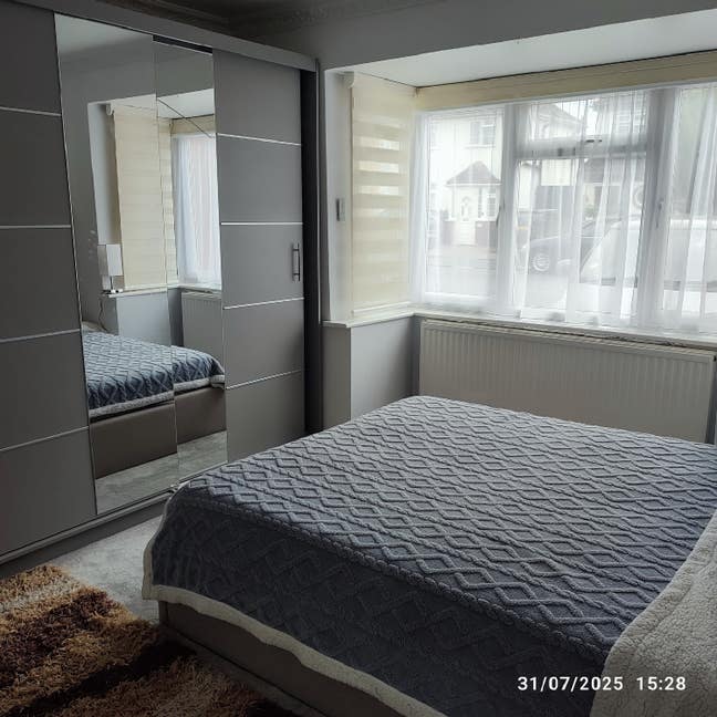  Double  room  to  single person Main Photo