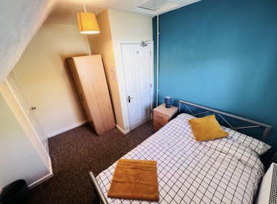🔥 2 Spacious Double Rooms Avail End of August!🔥 Main Photo