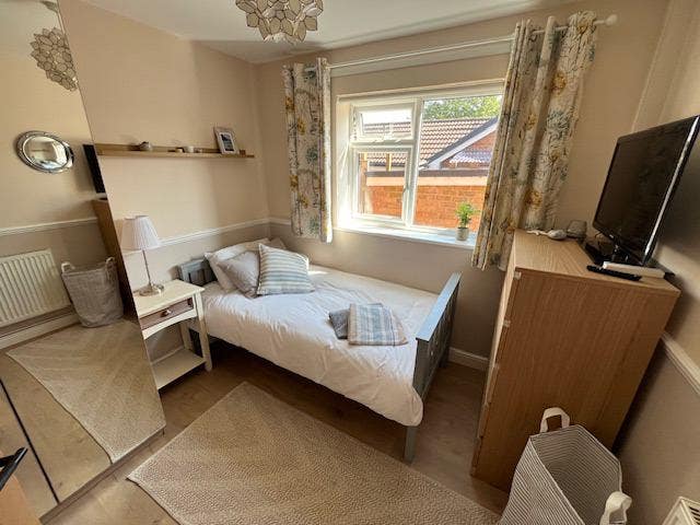 ⭐3 Bedroom, Parking,Tile Hill Station, Wark Uni Main Photo