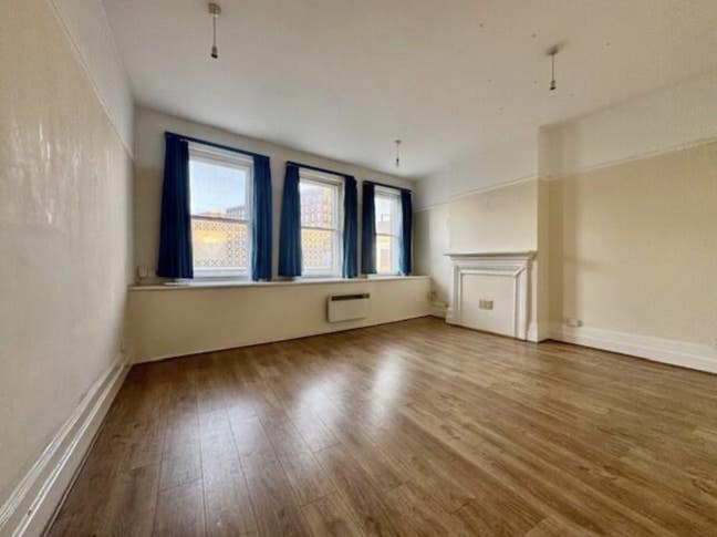 3 bedroom flat - Harrow on the Hill Main Photo