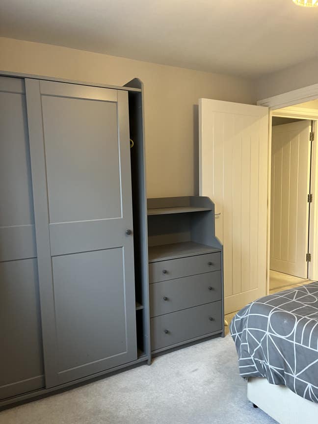 Double Room in Epsom Main Photo