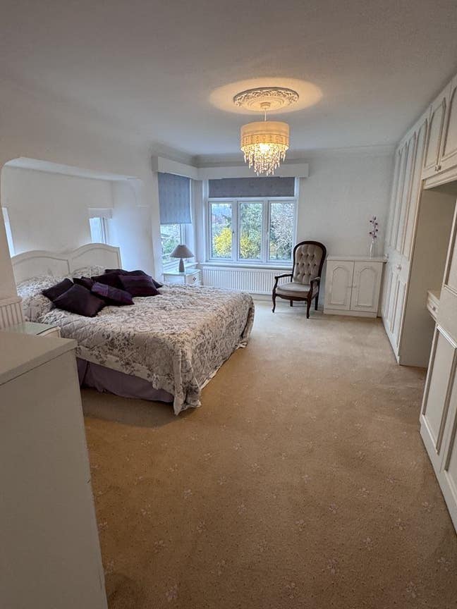 ✨ Luxury Room Available ** with Bills  Main Photo