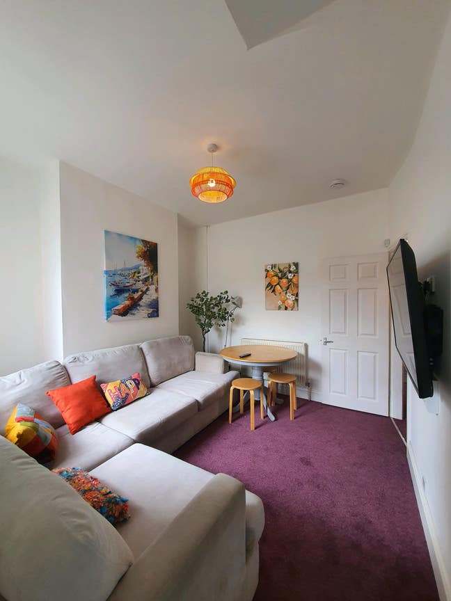4 Student Rooms/NoDeposit/HU5/Bills/Cleaner Main Photo