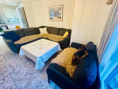 2 bedroom flat with 2 bathrooms cosy and clean Main Photo