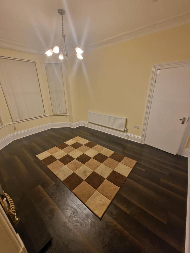 Rooms to let  Main Photo