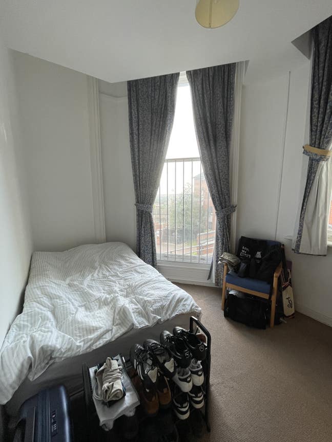 Double en-suite by Leeds university. Main Photo