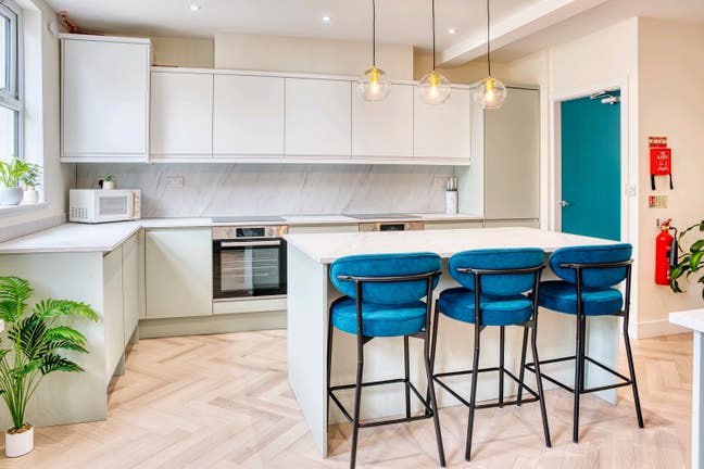 Brand New Luxury En-suite Rooms Main Photo