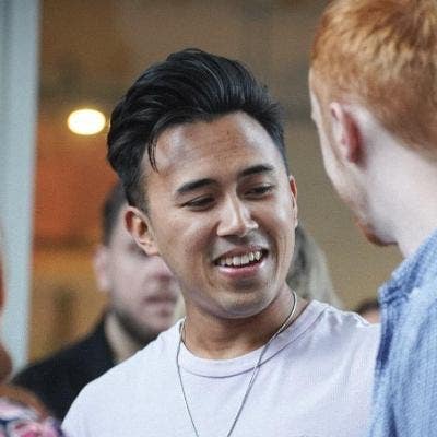 Looking for friendly house share  Main Photo