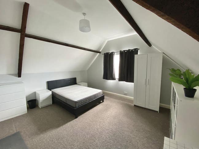 Southville LARGE Double room Inc All Bills! Main Photo