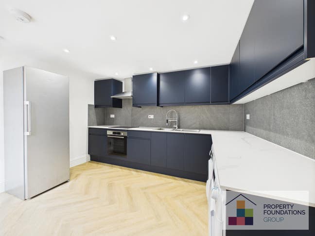 🏠50% off 1St Months Rent Double Rooms to Let!🏠 Main Photo