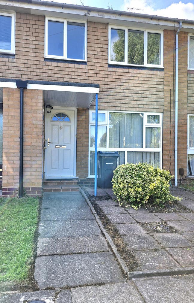 Cosy house in sought after Moseley location. Main Photo