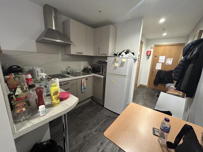 Lease Takeover-Uni of Edinburgh Studio Central Loc Main Photo