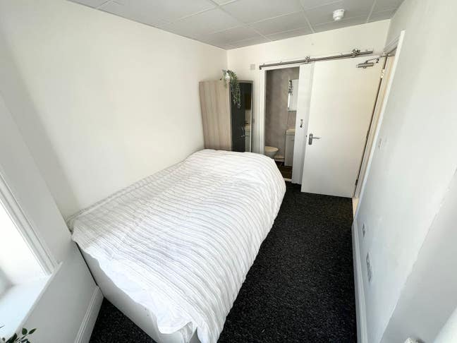 ➖En-suite Room Available! Zero Deposit!  Main Photo