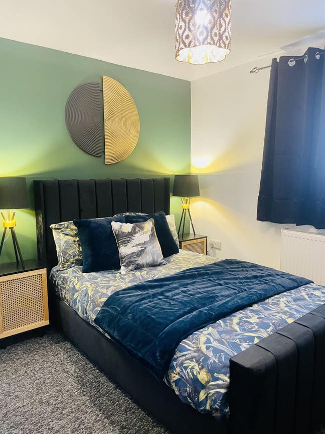 Available Immediately single room Main Photo