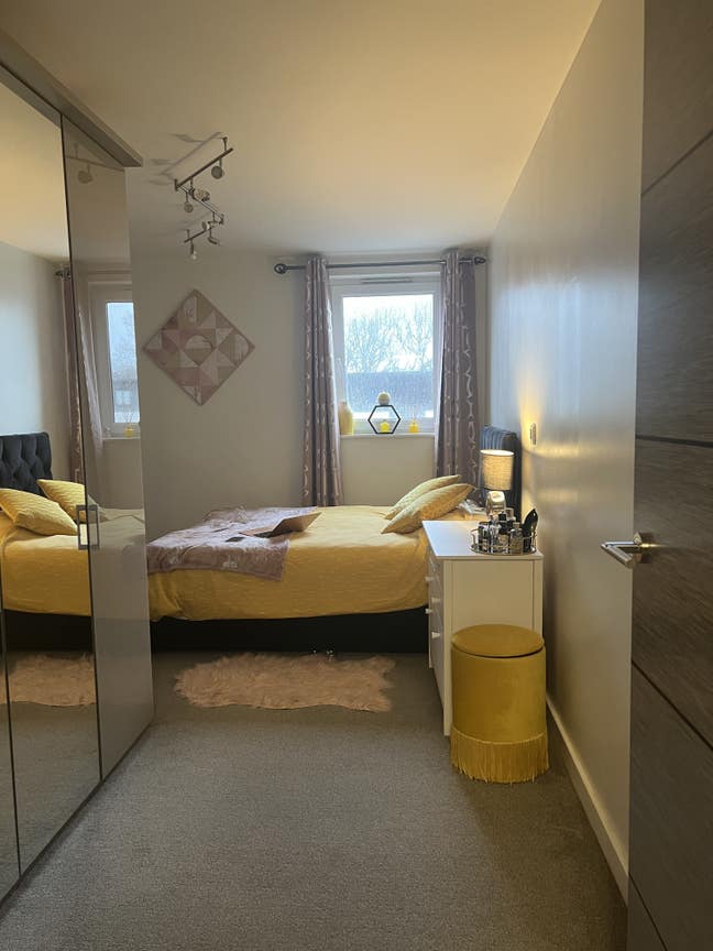 Immaculate Double Bedroom near to all amenities Main Photo