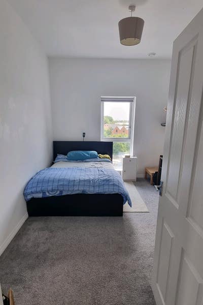 Bills Included - Double Room in Calm Flatshare Main Photo