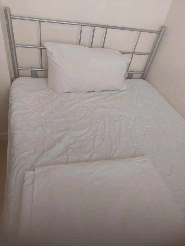Spacious double room   Main Photo