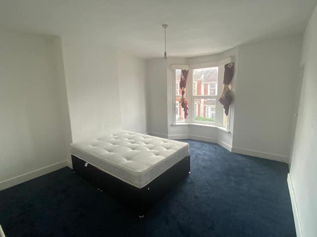 Newly Refurbished 4-bed HMO - York Rd, BS5 Main Photo