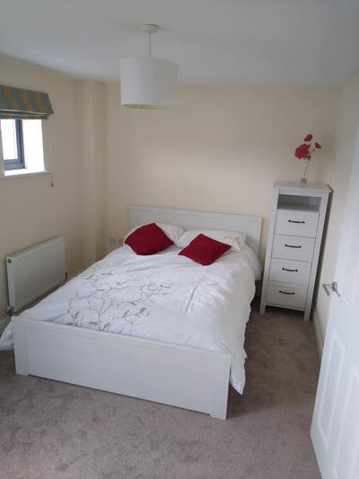 Room in shared home in Portishead Marina Main Photo