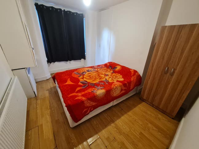 Double Room Available in Turnpike Lane N8 *.* Main Photo