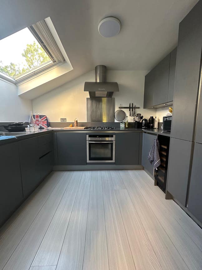 Bright & Cosy Flat in Maida Vale Main Photo