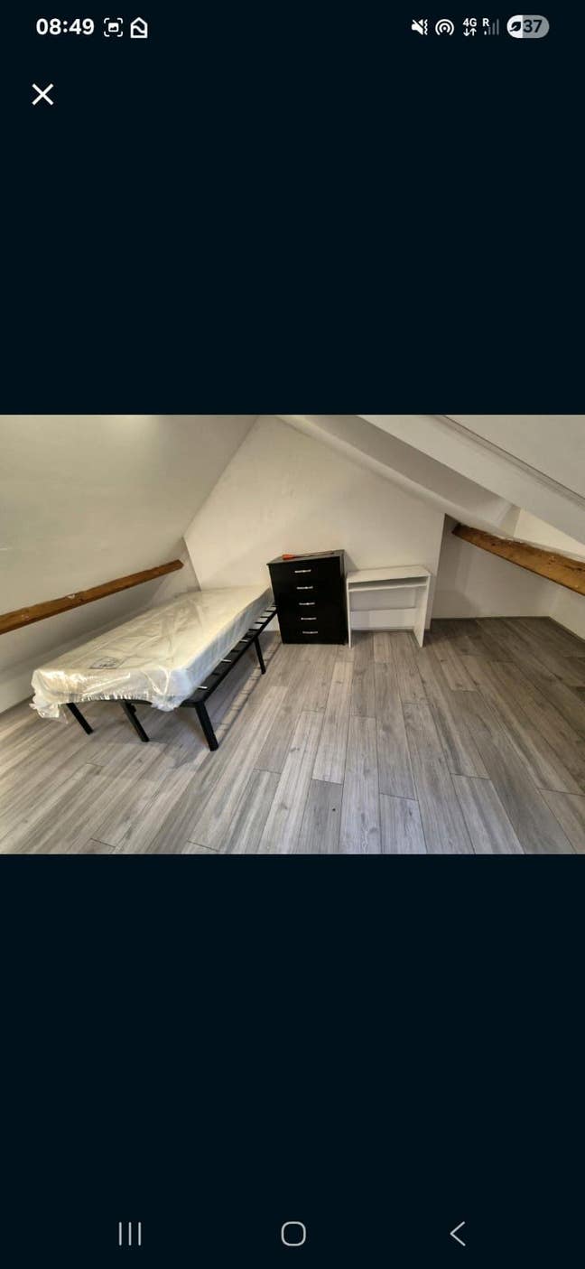 600 Attic Double Room Use Only  600 Amazing Main Photo