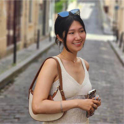 Looking for double room (females only) Main Photo