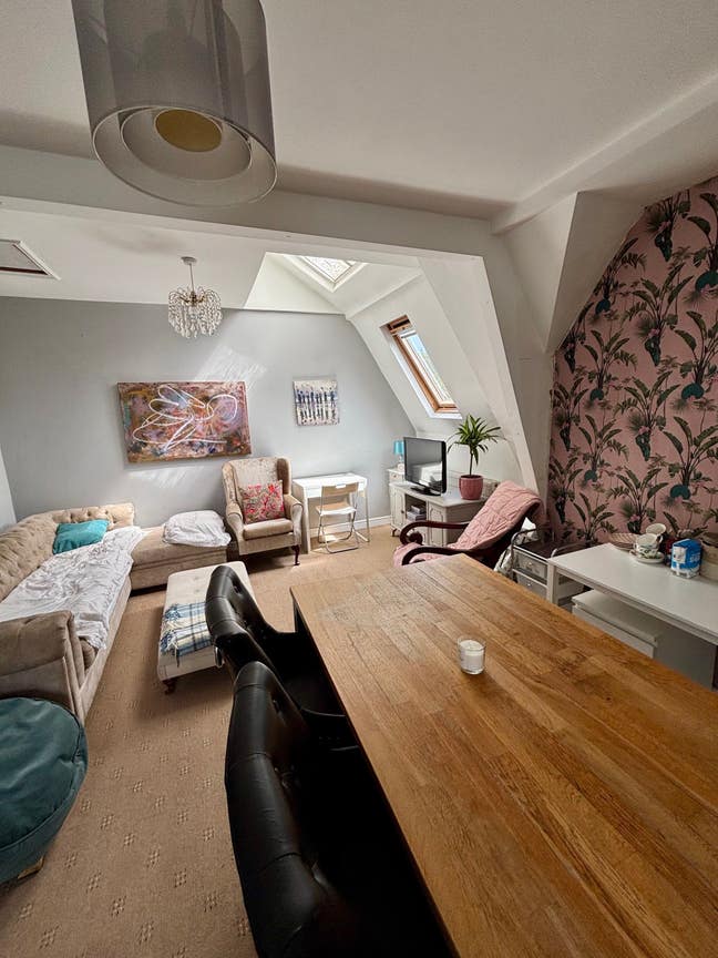 Self contained flat to rent on top floor of house  Main Photo