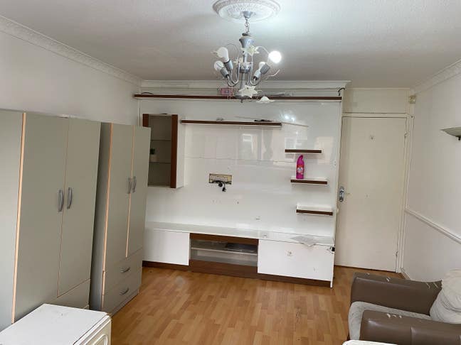 Large Double Room  Main Photo