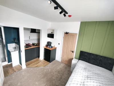 High spec en suite room | Bills incl | Kettering Main Photo
