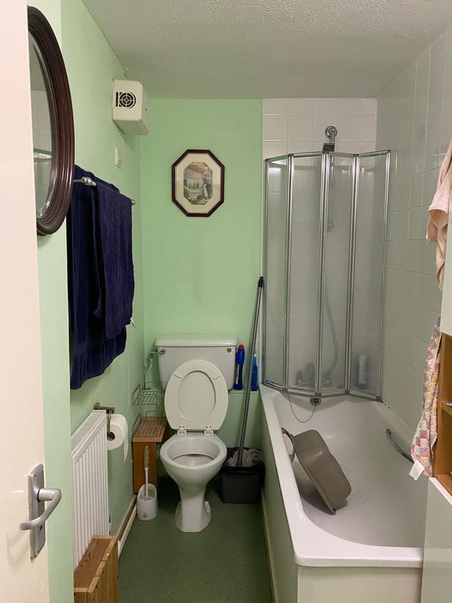Single room for rent Main Photo