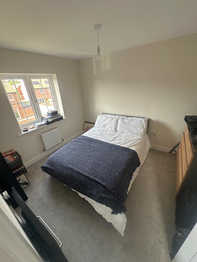 New build house with spare room Main Photo