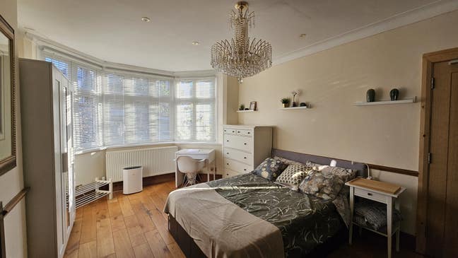 Bright Double Room Near Winchmore Hill Station N21 Main Photo