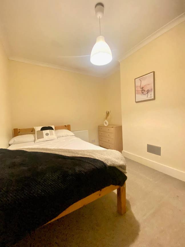 Comfortable Room For Rent In Chatham Main Photo