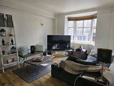 Double Room - Short Let 6 Weeks Main Photo