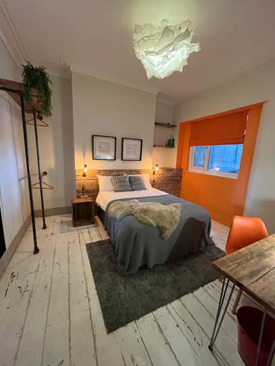 Stylish. Central. Easy Co-Living  Main Photo