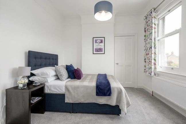 Double bedroom for rent in Murrayfield, Edinburgh Main Photo