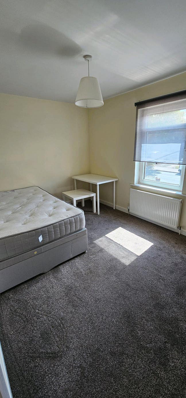 Double room in Knowle (BS4) Main Photo