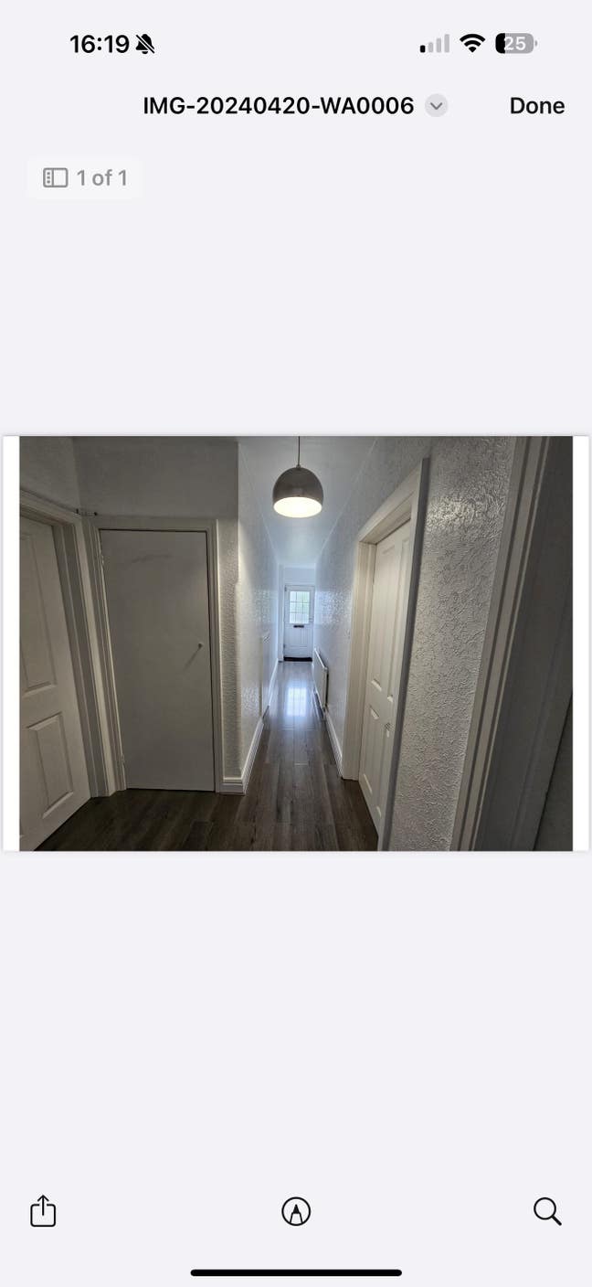 Room to Rent in 2-Bed Flat with Parking – Bills In Main Photo