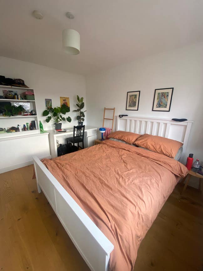 COUPLES Room in Bethnal Green Main Photo